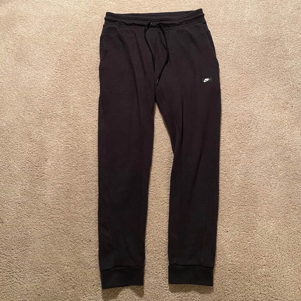 Men’s NIKE joggers